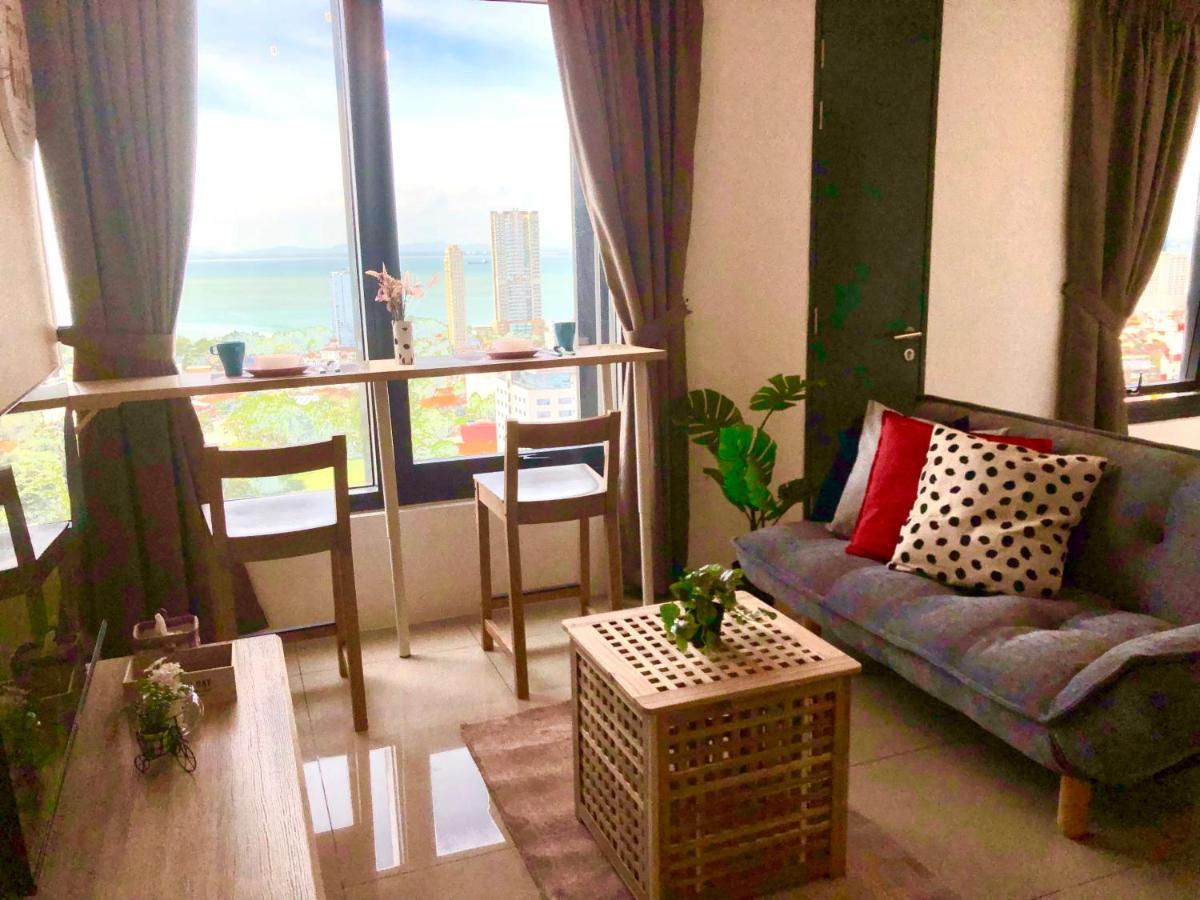 Tropicana 218 Macalister Netflix Unit By Blue Sky Holidays 조지타운 외부 사진
