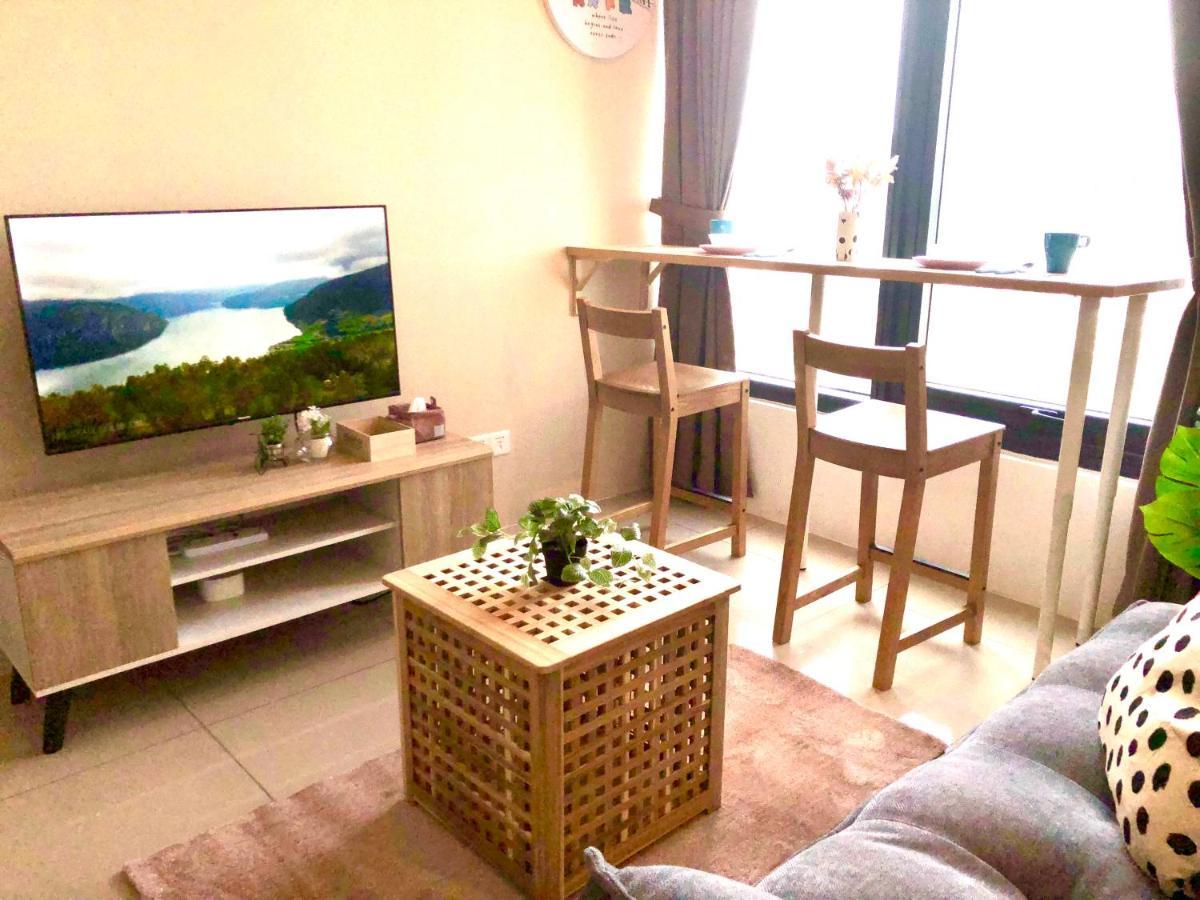 Tropicana 218 Macalister Netflix Unit By Blue Sky Holidays 조지타운 외부 사진