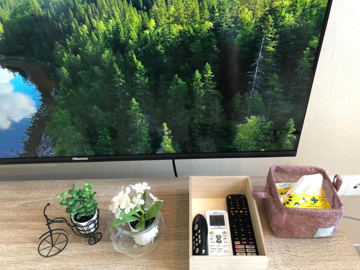 Tropicana 218 Macalister Netflix Unit By Blue Sky Holidays 조지타운 외부 사진