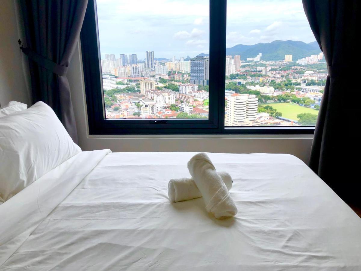 Tropicana 218 Macalister Netflix Unit By Blue Sky Holidays 조지타운 외부 사진